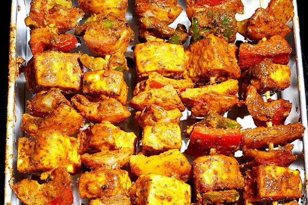 Paneer Tikka Masala-15 ppl tray